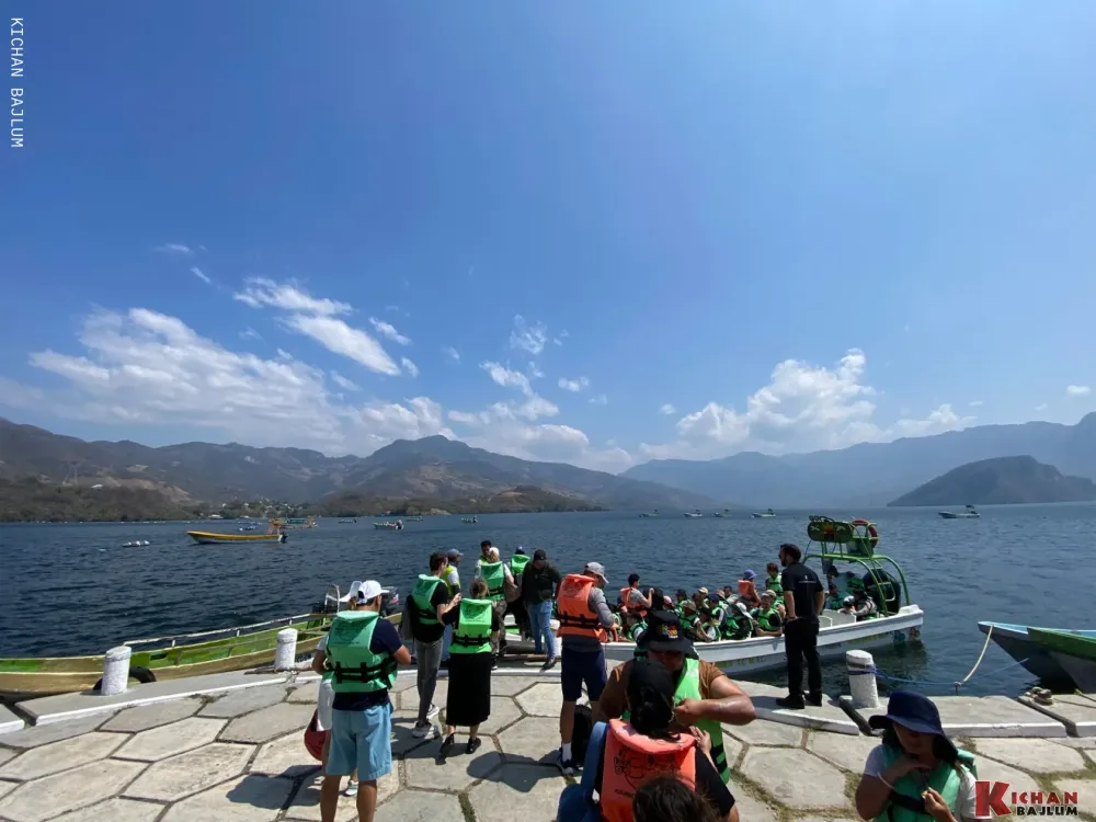 Cañon del Sumidero con Miradores y Chiapa de Corzo.