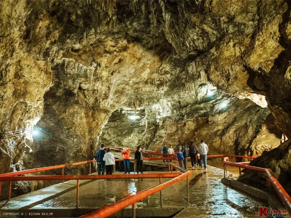  en GRUTAS DE RANCHO NUEVO Y ARCOTETE
